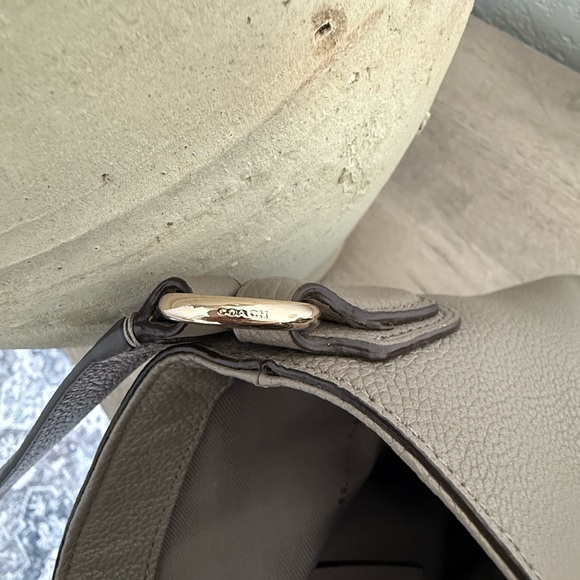 Coach Edie Turnlock Shoulder Bag in Taupe - Picture 13 of 16